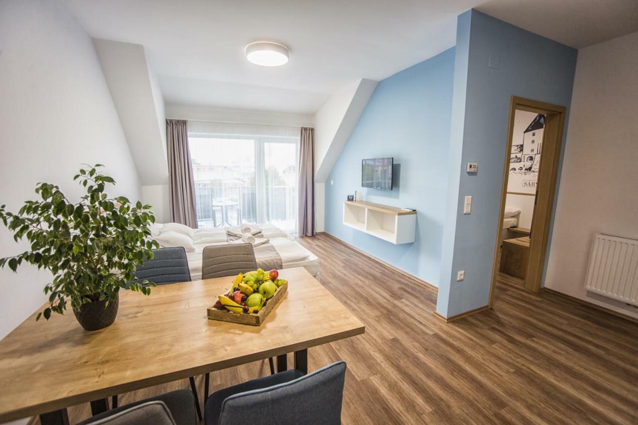 Berill Suites ชาร์วาร์ ภายนอก รูปภาพ